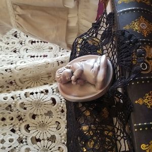 Nursery wall art chalkware praying child